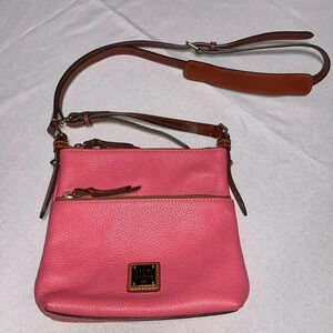 DOONEY & BOURKE Crossbody Purse, Excellent Condition❣️ Bubblegum Pink.